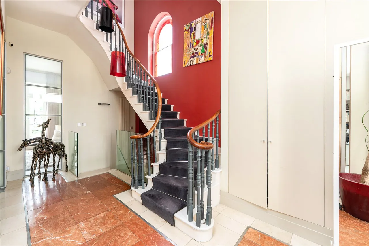 Haverstock Hill, Belsize Park, London, NW3 2AT, photo 6