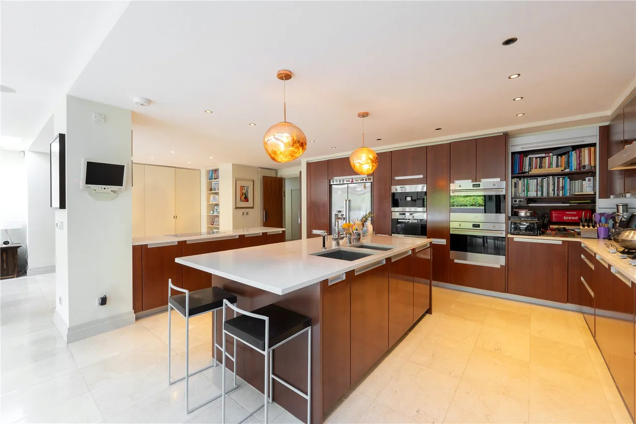 Haverstock Hill, Belsize Park, London, NW3 2AT, photo 5