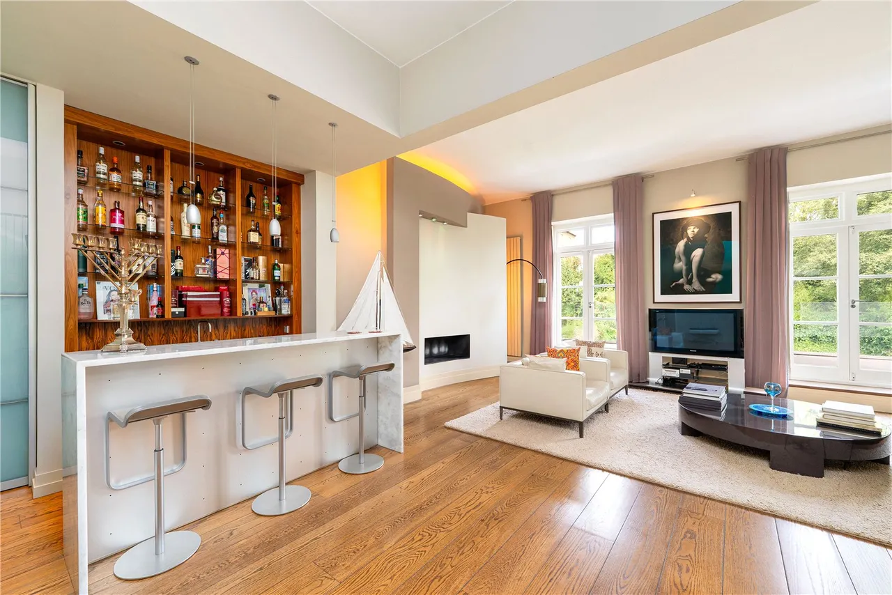Haverstock Hill, Belsize Park, London, NW3 2AT, photo 7