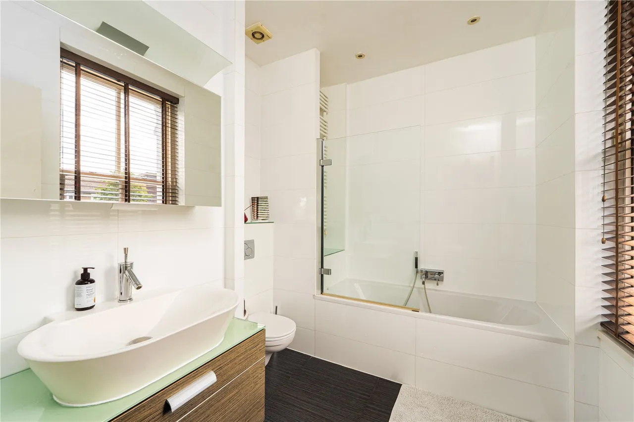 Haverstock Hill, Belsize Park, London, NW3 2AT, photo 16