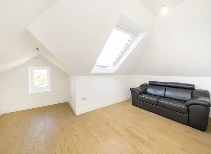 Station Road, Hendon, NW4, photo 3