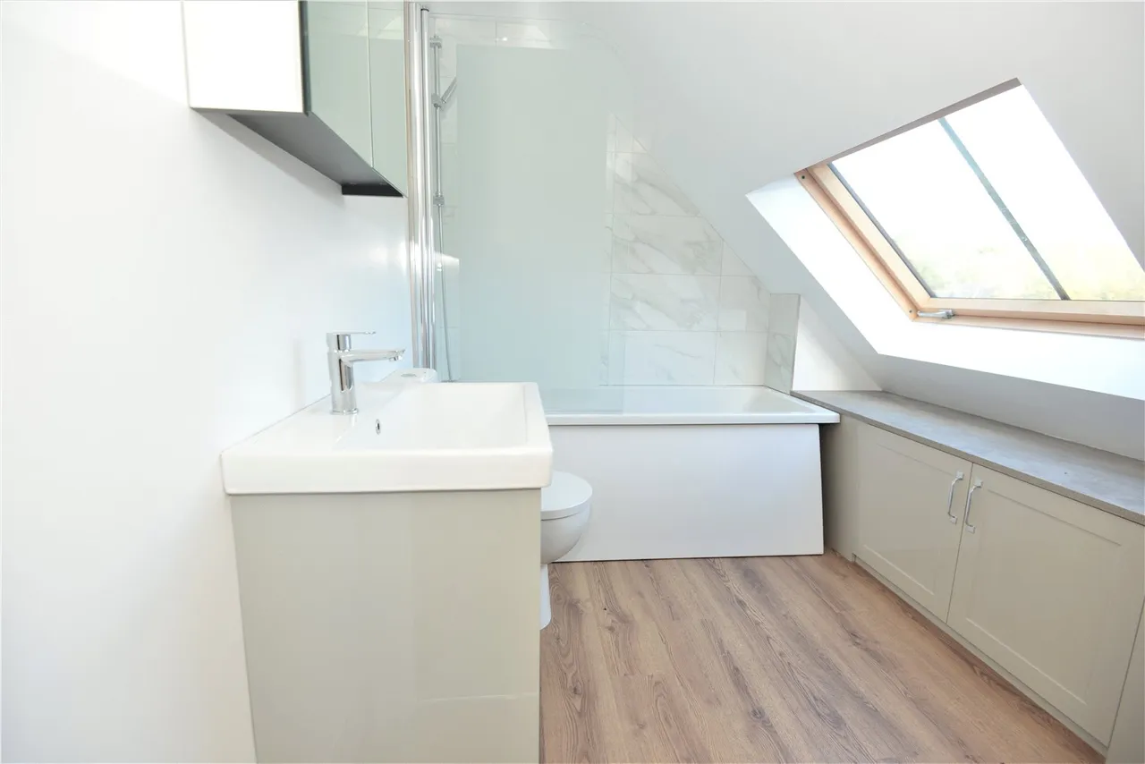 Plot 8, Coles Yard, Stuckton, Fordingbridge, Hampshire, SP6 2HE, photo 6