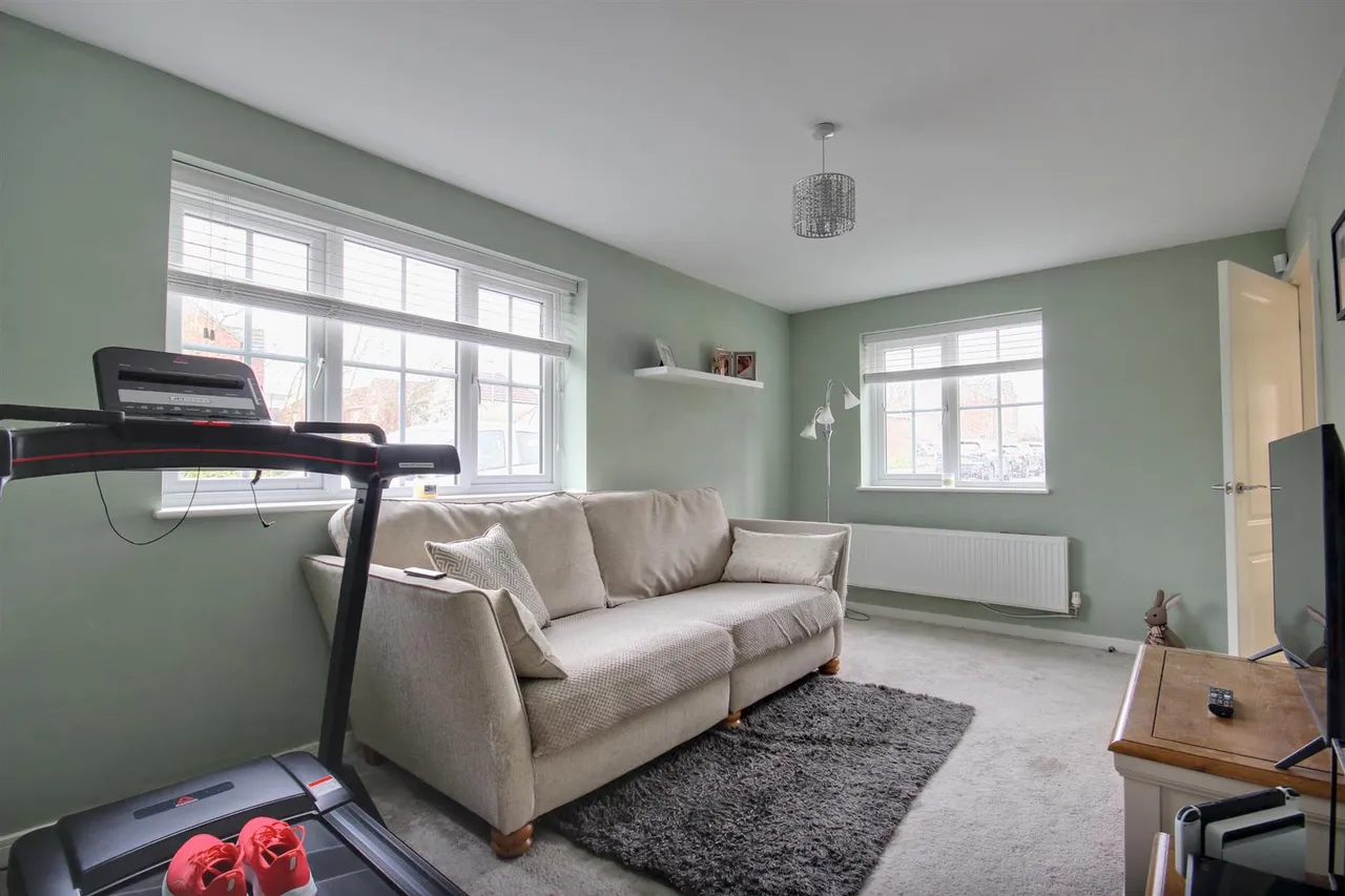 Wheatley Drive, Cottingham, photo 2