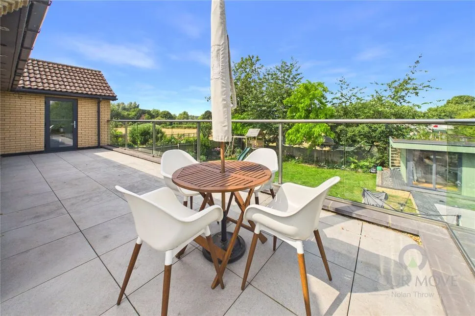 Meadow Close, Ringstead, NN14, photo 34
