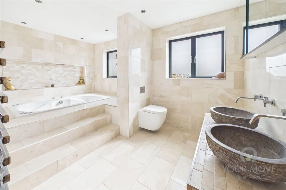 Meadow Close, Ringstead, NN14, photo 30