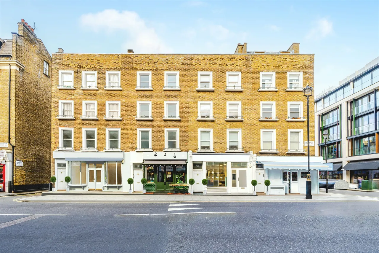 London, W1U 4HA, photo 12