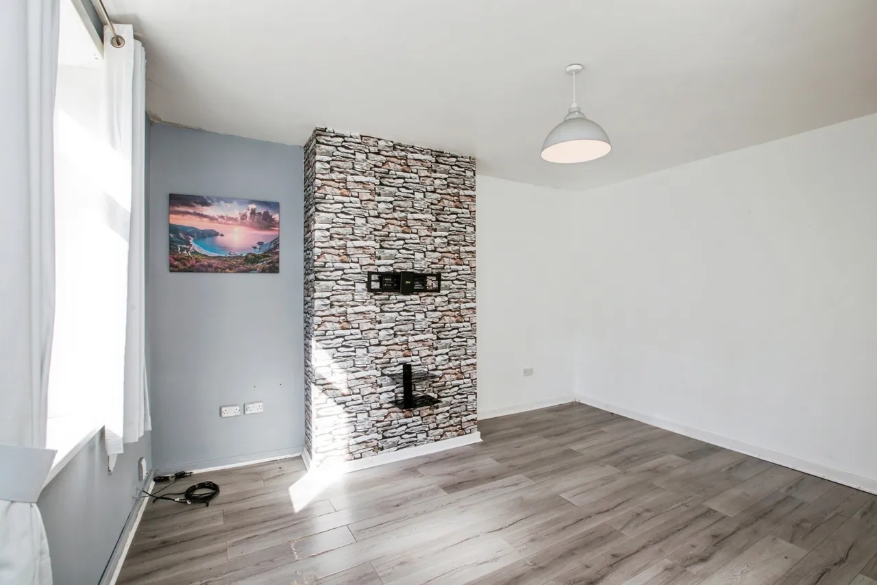 Bethel Street, Halifax, HX3, photo 17