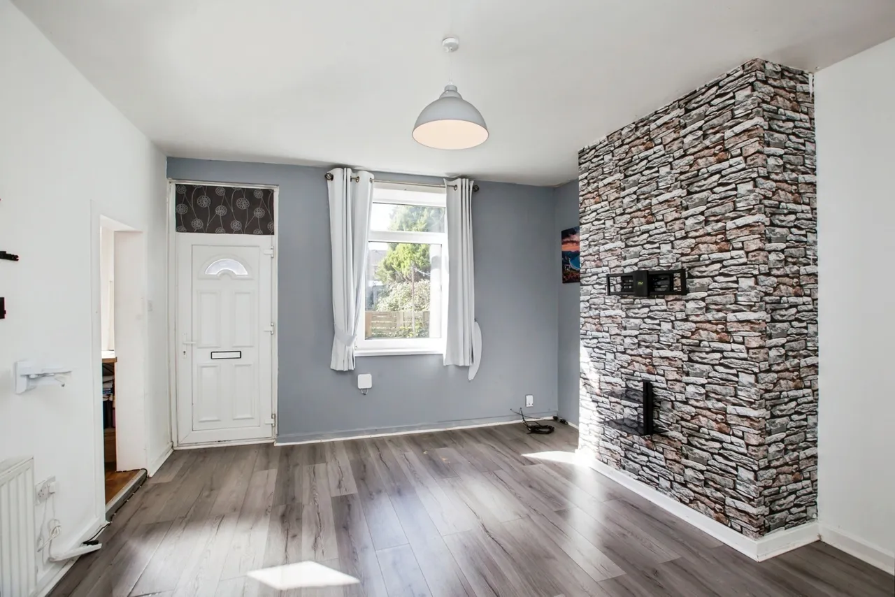 Bethel Street, Halifax, HX3, photo 15