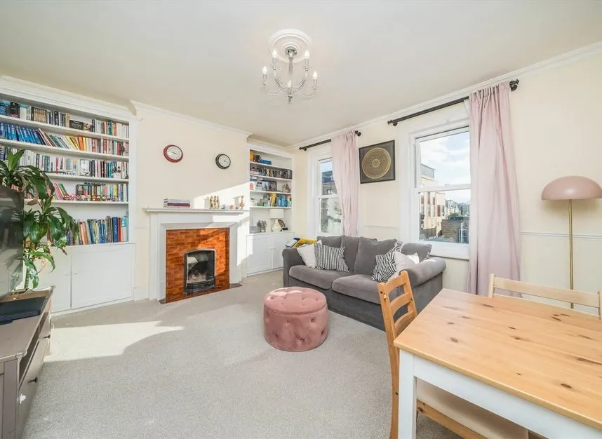 Kingston Road, Wimbledon, SW19, photo 2