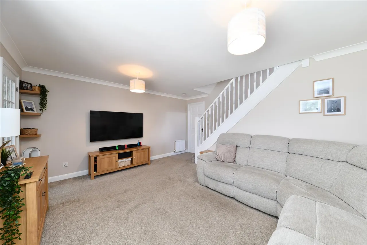 Jupiter Gate, Stevenage, Herts, SG2 7ST, photo 3