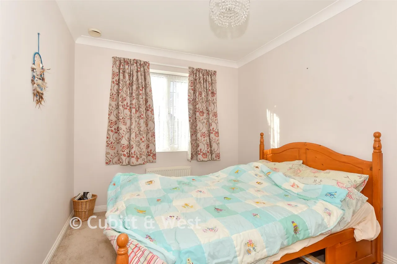 Campion Close, Littlehampton, BN16, photo 10