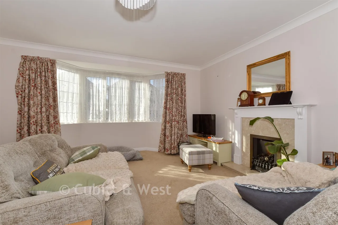 Campion Close, Littlehampton, BN16, photo 4