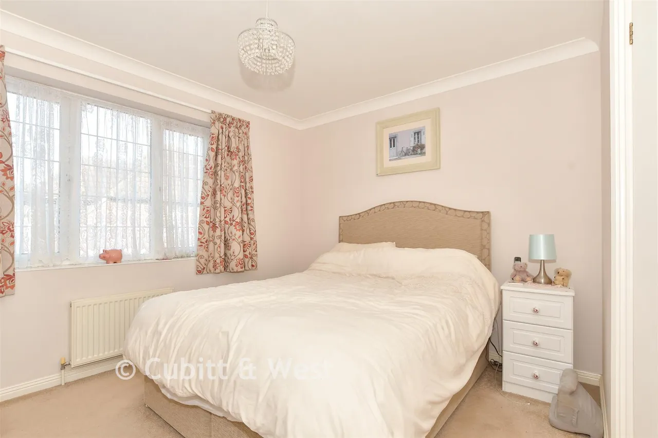 Campion Close, Littlehampton, BN16, photo 8