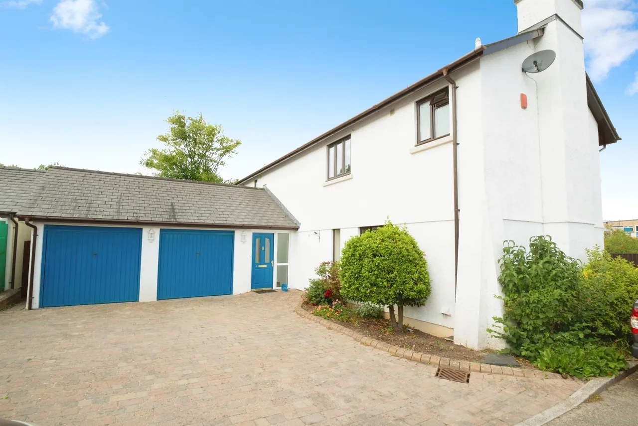 4 bed house for sale, Cwrt Llanfair Cowbridge, CF71