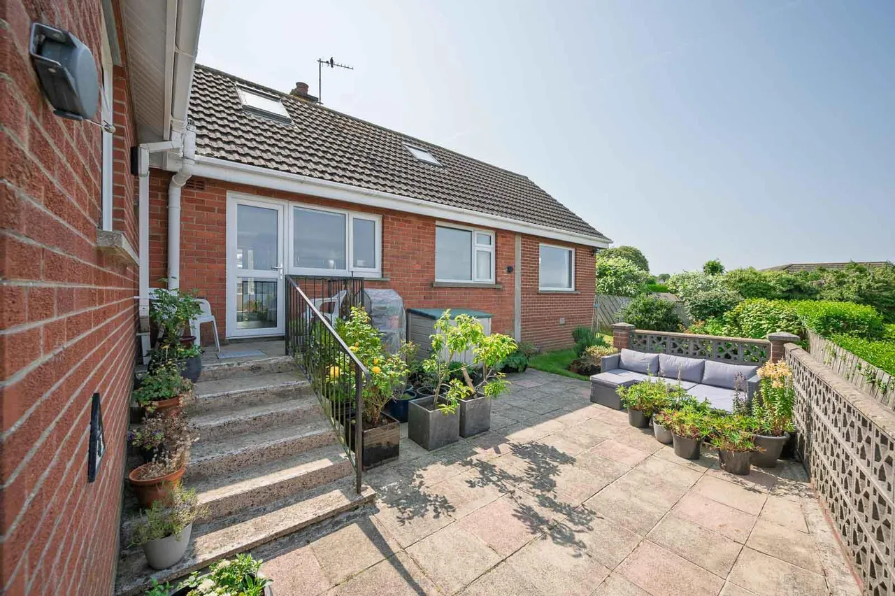 Craigdarragh Park East, seahill, BT18, photo 53