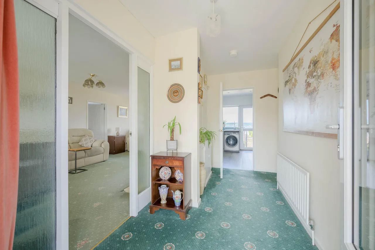 Craigdarragh Park East, seahill, BT18, photo 7
