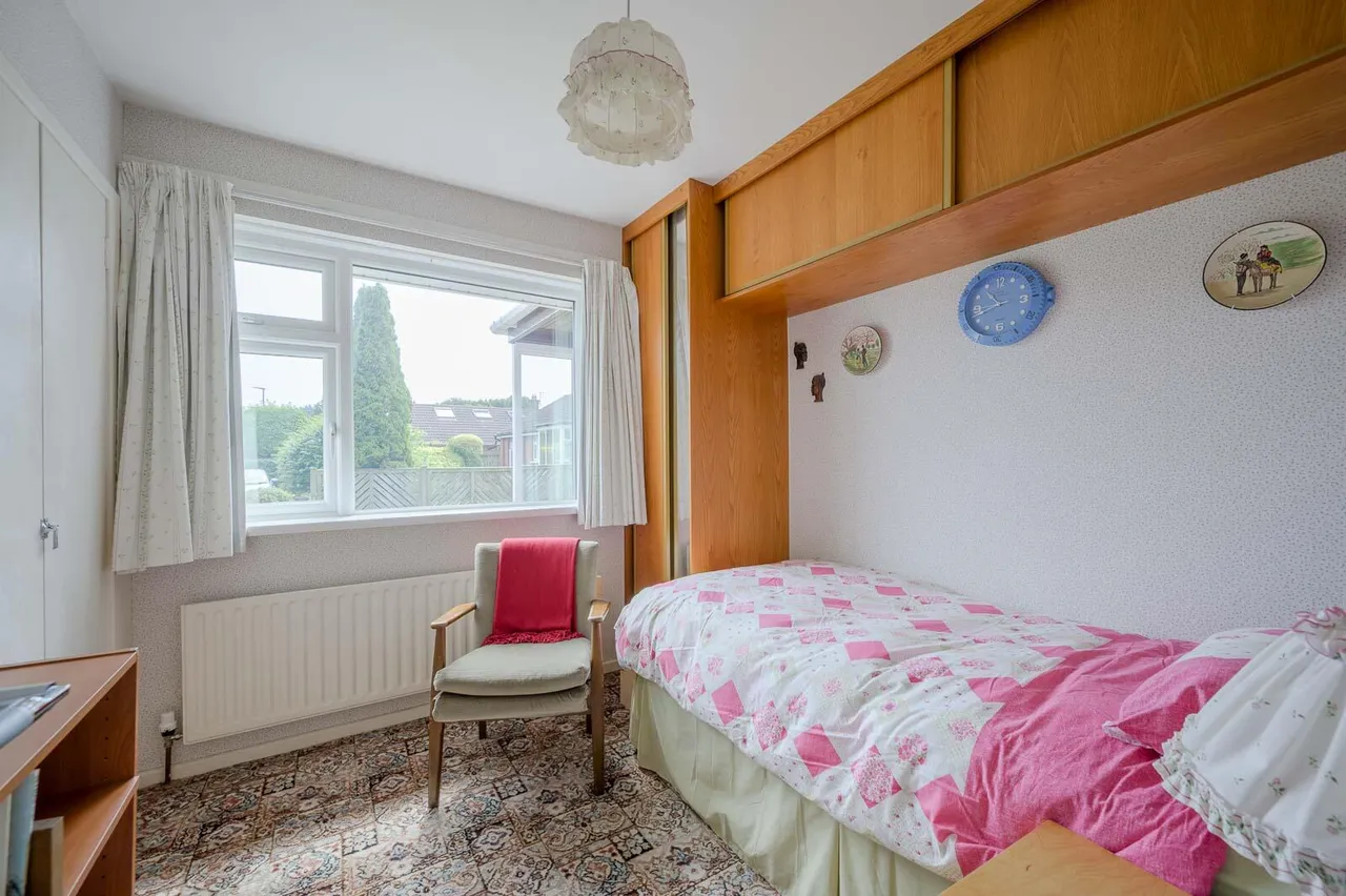 Craigdarragh Park East, seahill, BT18, photo 24