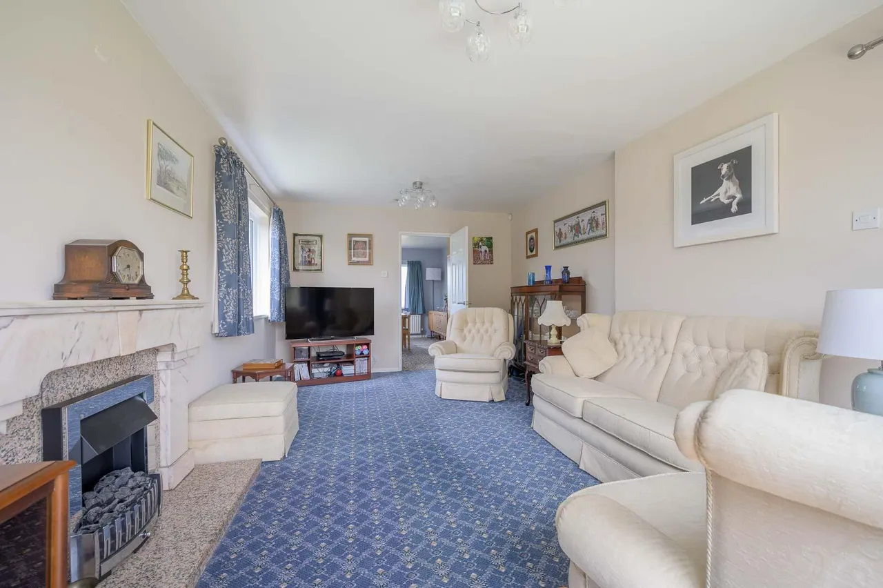Craigdarragh Park East, seahill, BT18, photo 17