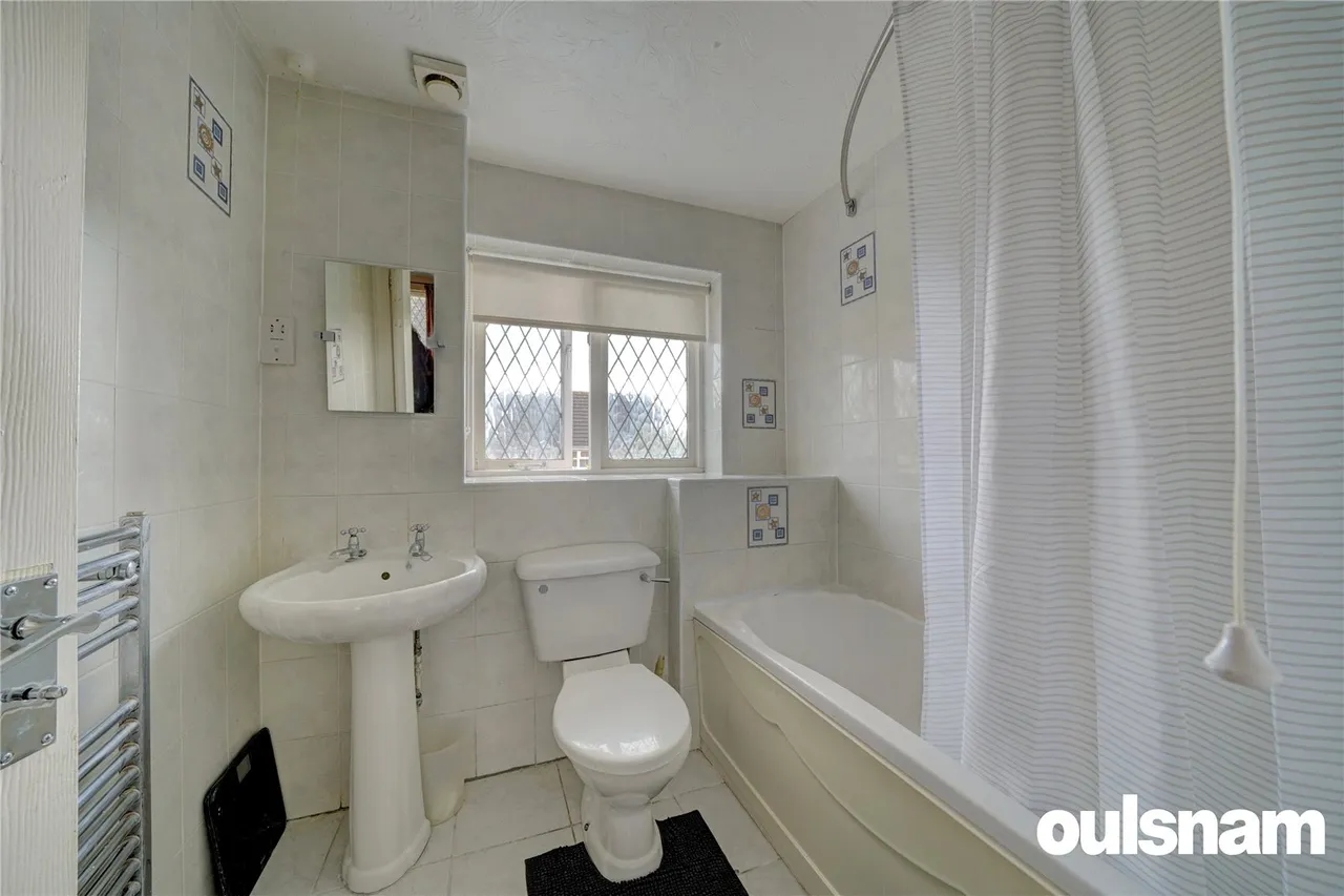 Showell Close, Droitwich, Worcestershire, WR9 8UQ, photo 17