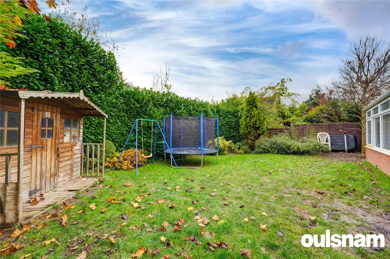 Showell Close, Droitwich, Worcestershire, WR9 8UQ, photo 3