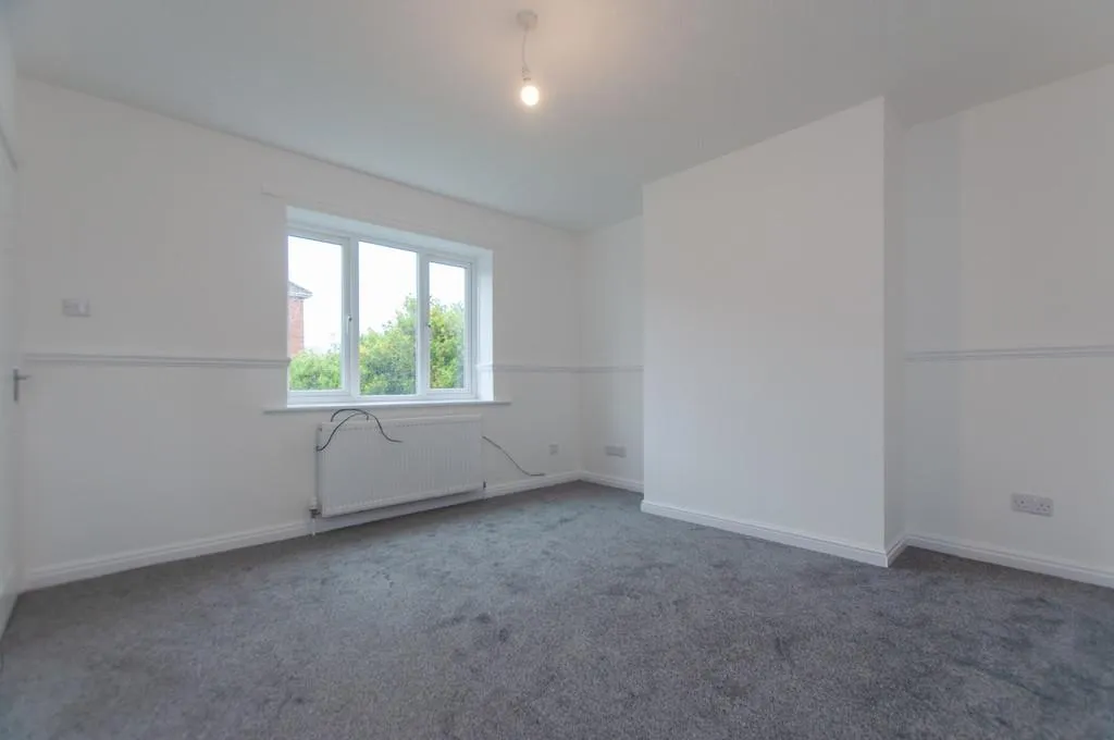 Primrose Ave, South Shields, NE34, photo 2