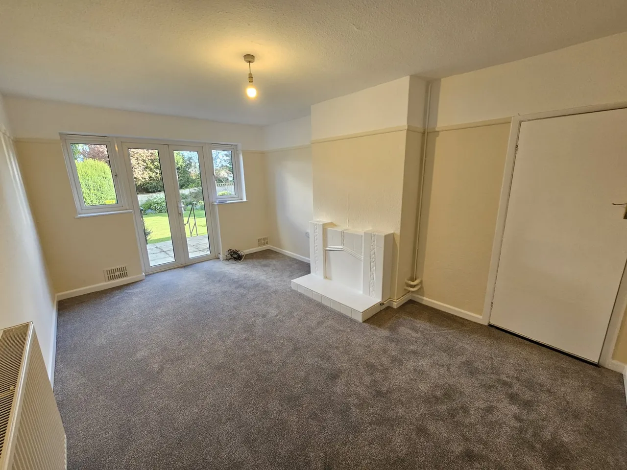 Bourne Avenue, Salisbury, Wiltshire, SP1 1LS, photo 2