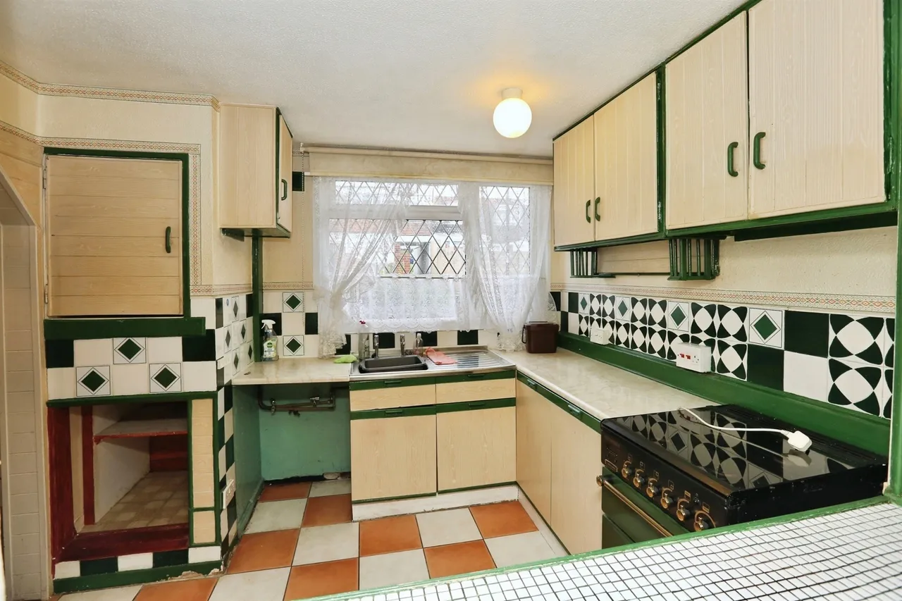 Arnheim Road, Southampton, SO16, photo 2
