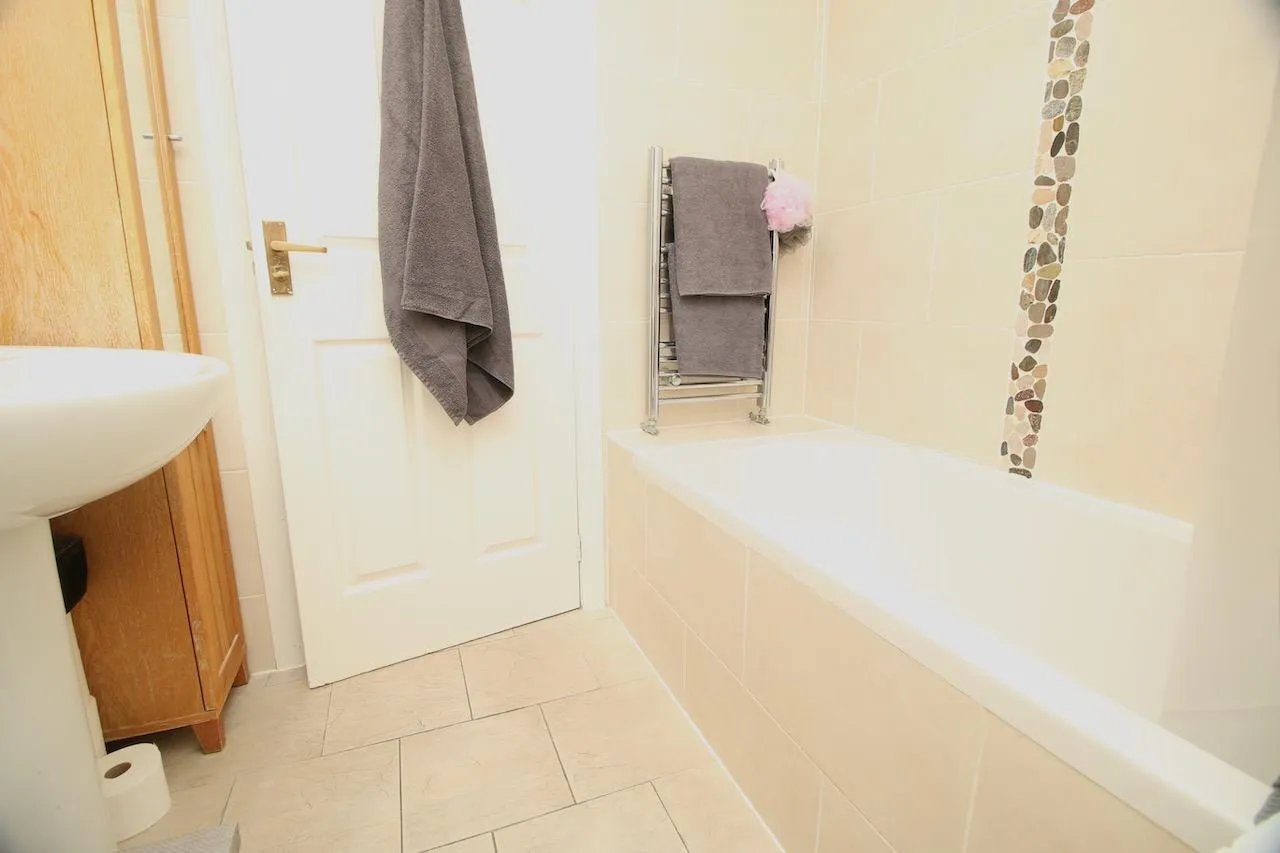 Callander Road, Carrickstone, G68 0BT, photo 19
