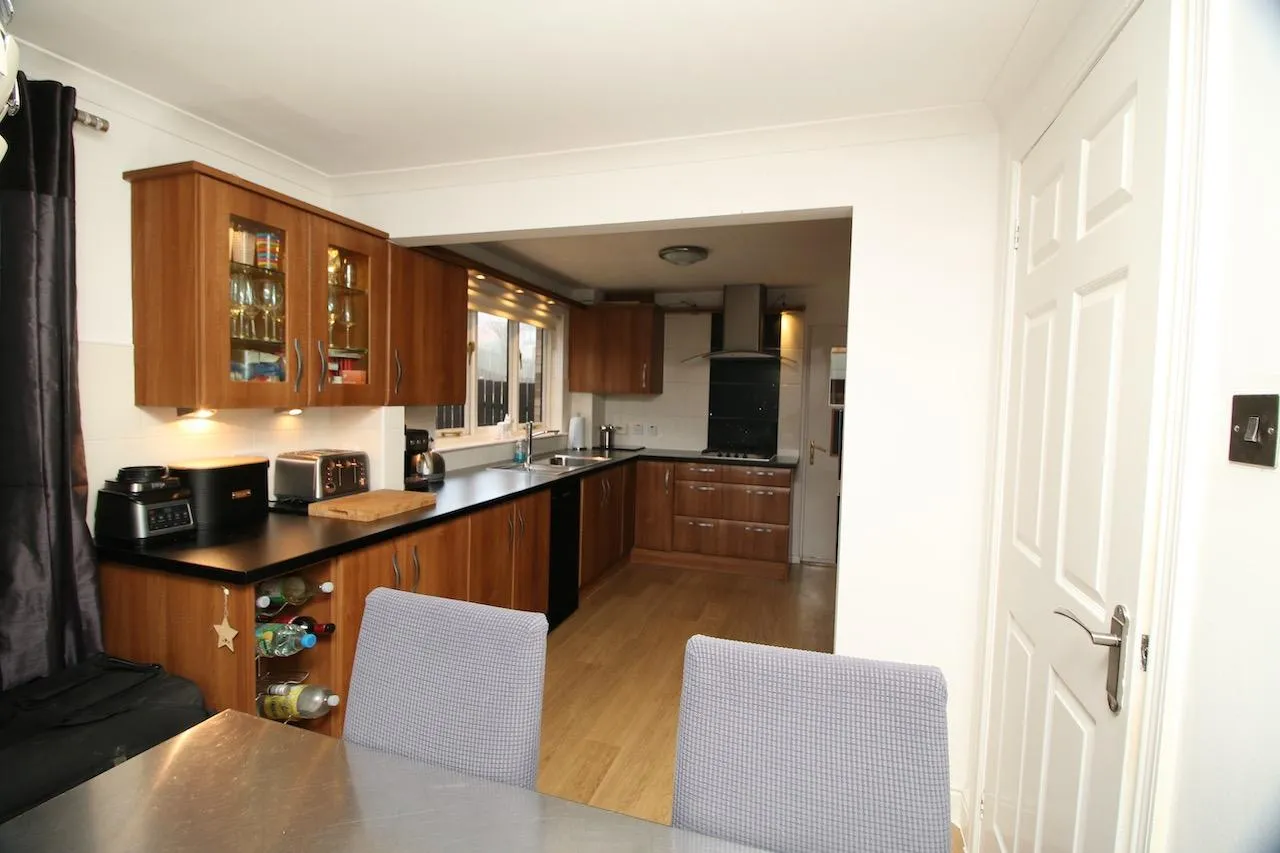 Callander Road, Carrickstone, G68 0BT, photo 9
