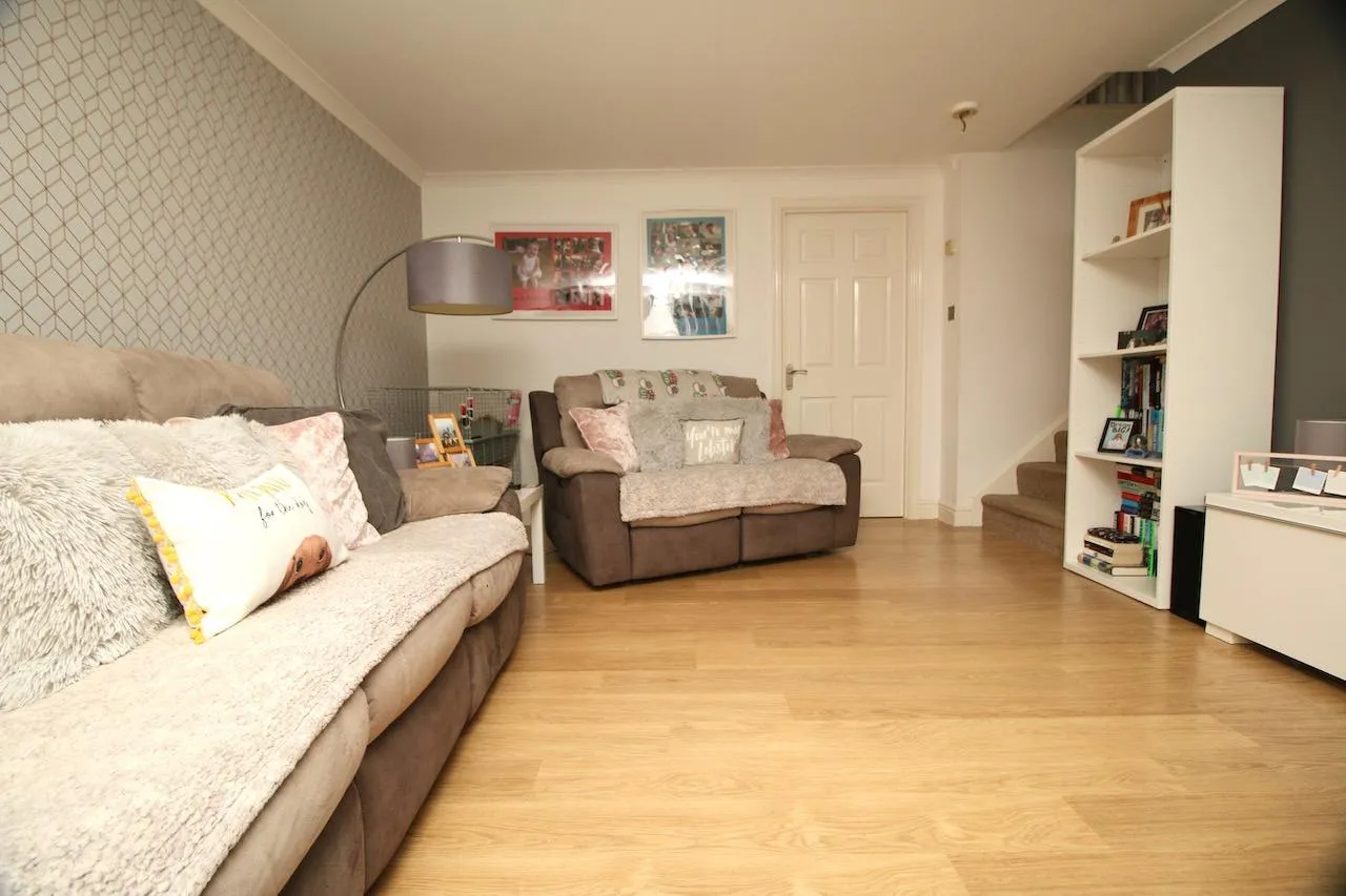 Callander Road, Carrickstone, G68 0BT, photo 4