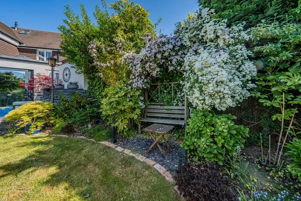 Priory Close, Denham, UB9, photo 34