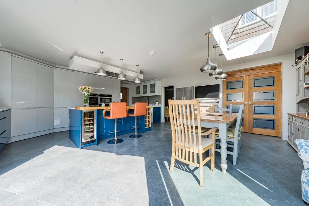 Priory Close, Denham, UB9, photo 64
