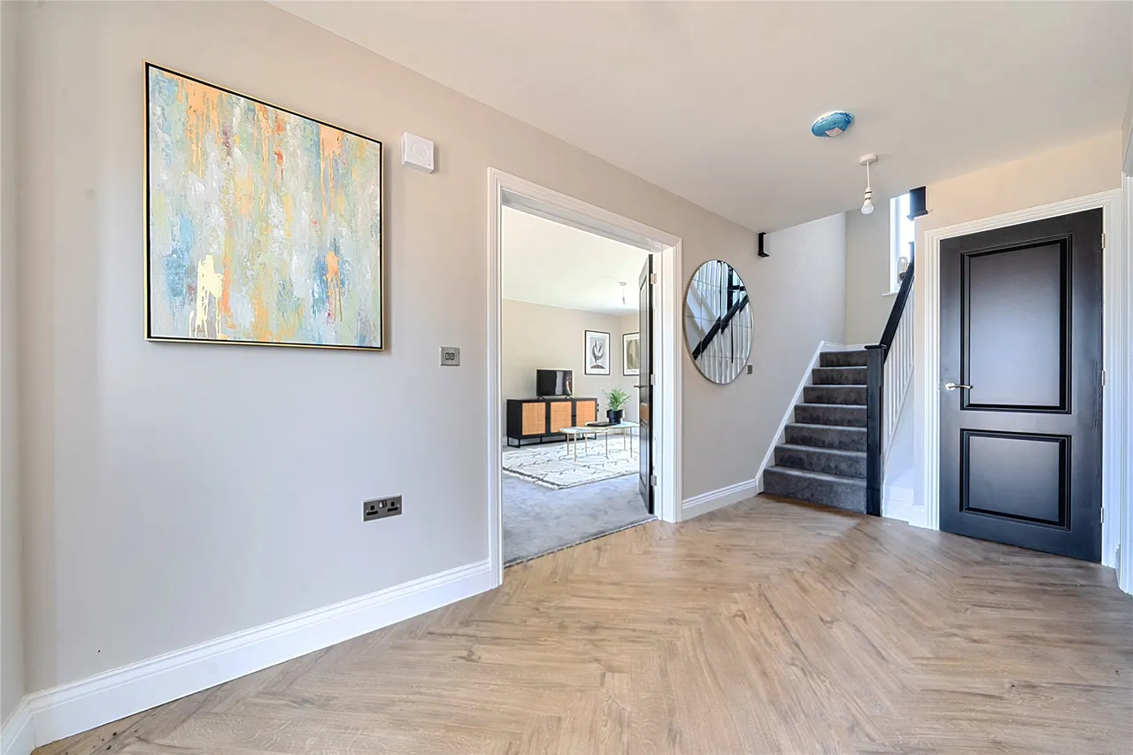 Raven Crescent, Westcott, HP18, photo 4