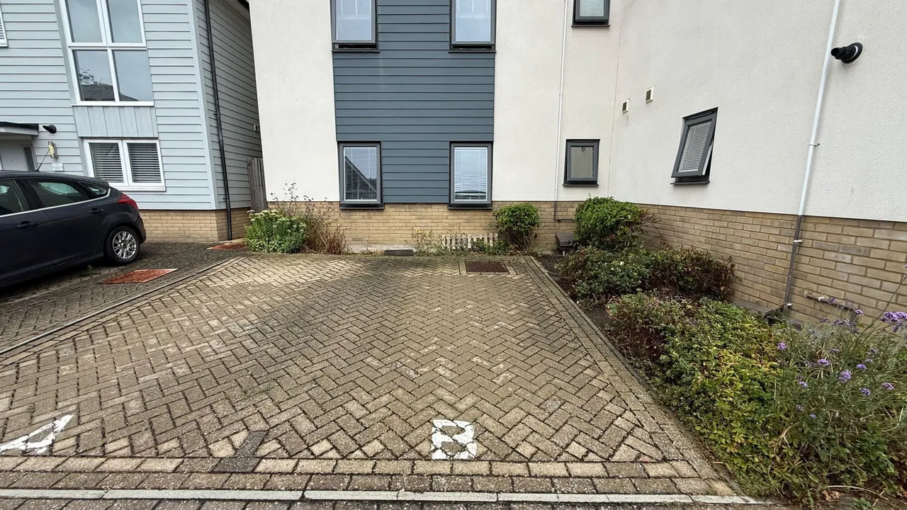 Kings Way, Folkestone, CT19 5UX, photo 10
