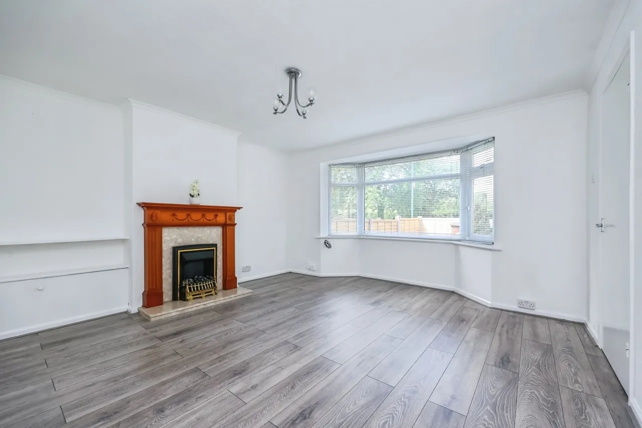 Gardendale Avenue, Clifton, Nottingham, NG11, photo 2