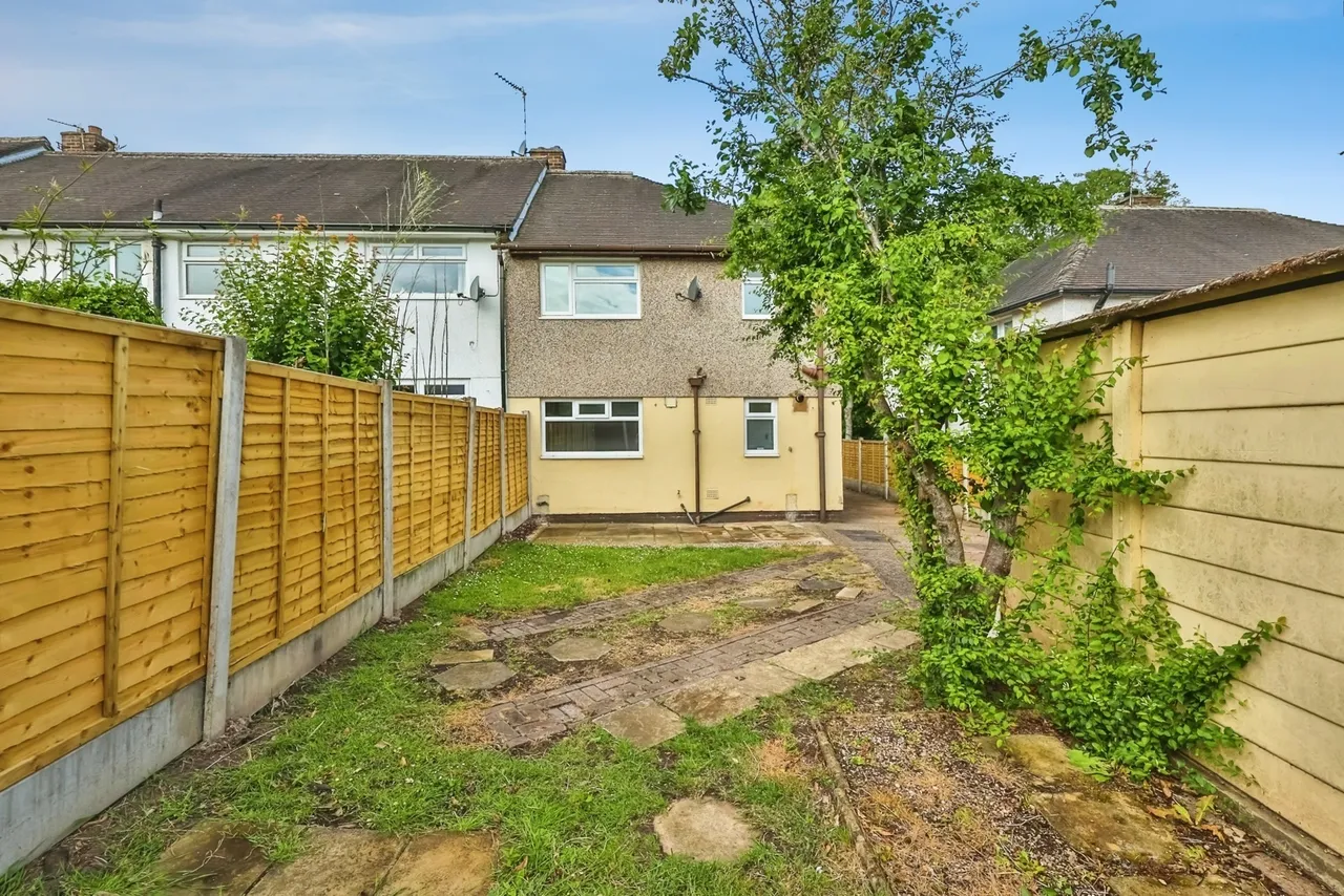 Gardendale Avenue, Clifton, Nottingham, NG11, photo 11