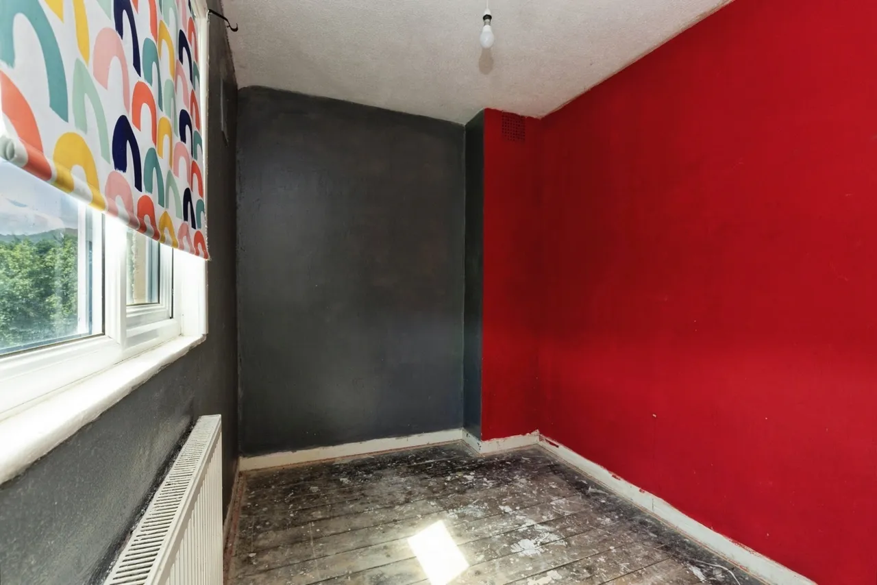 First Avenue, Dursley, GL11, photo 8