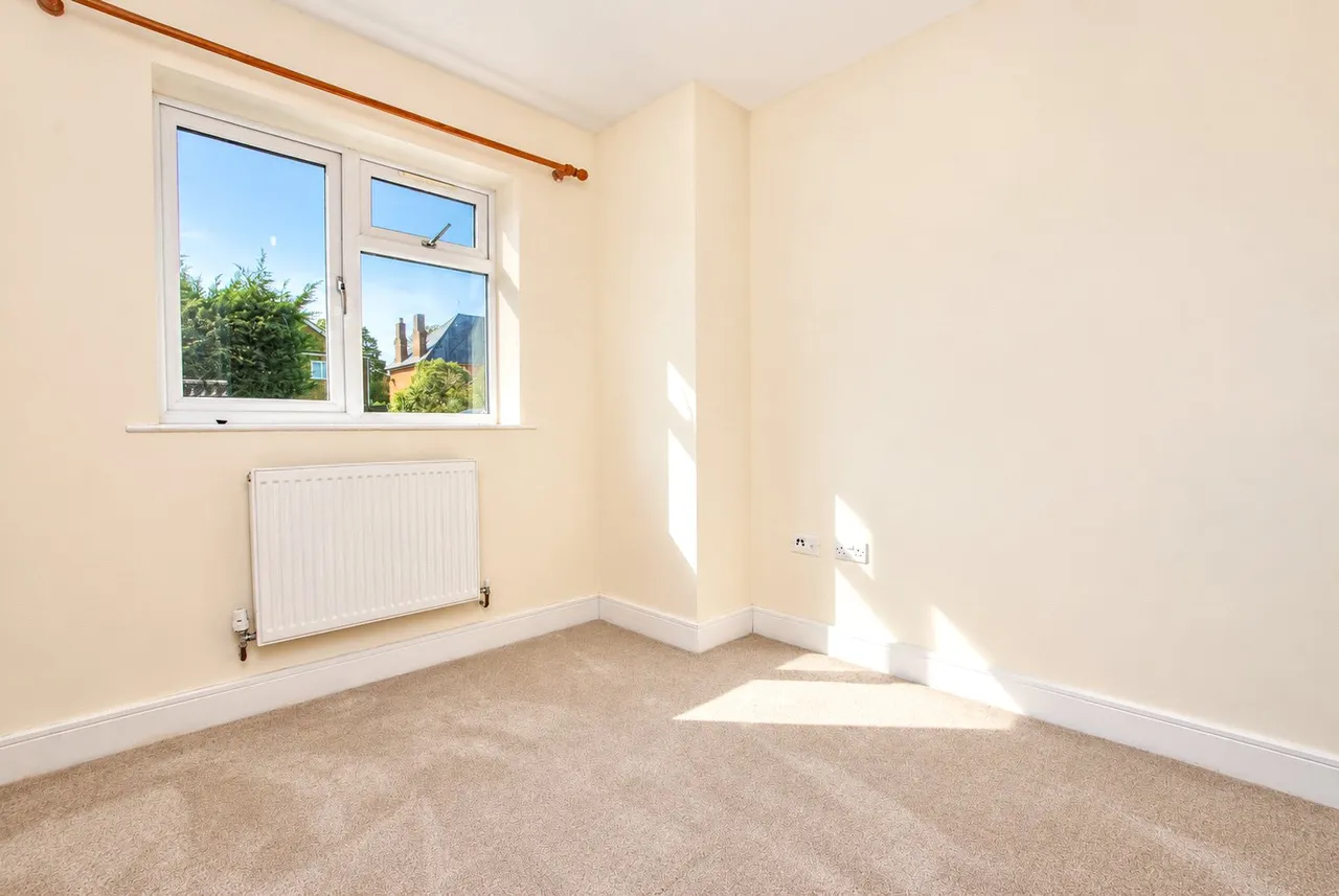 Samson Close, Aldershot, GU11, photo 9