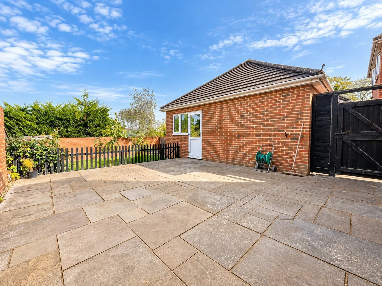 Samson Close, Aldershot, GU11, photo 15