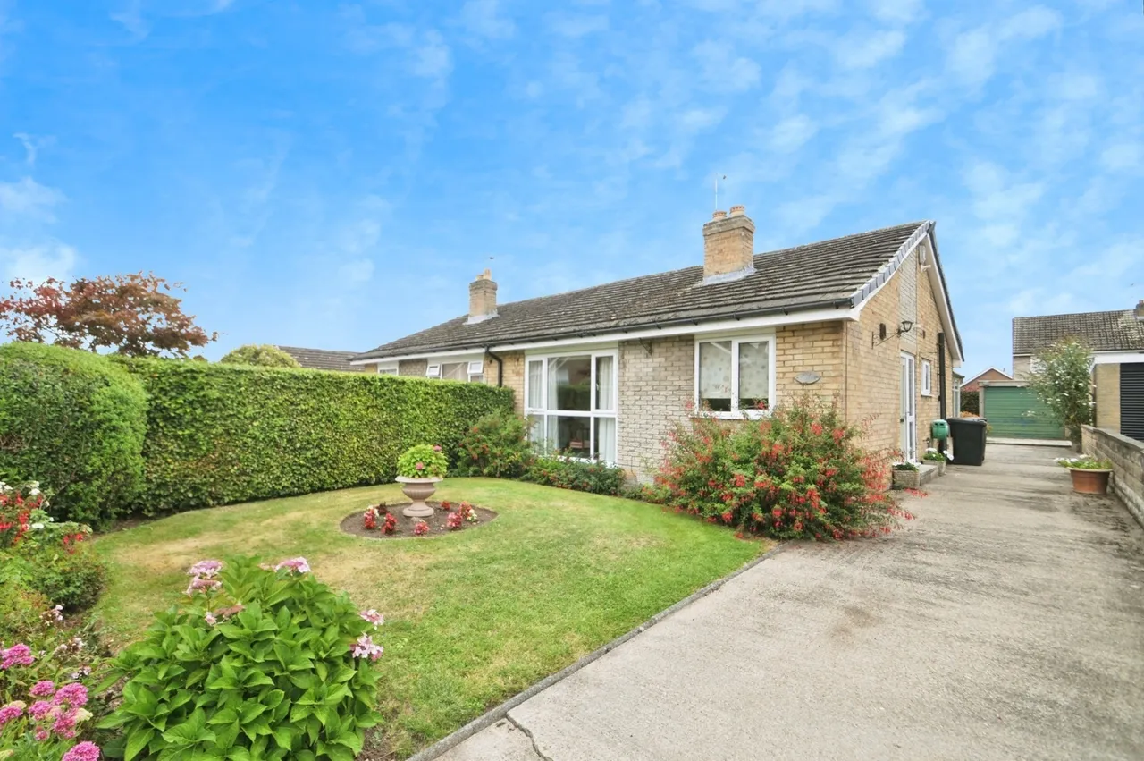 2 bed house for sale — Park Gate, Knaresborough, North Yorkshire, HG5