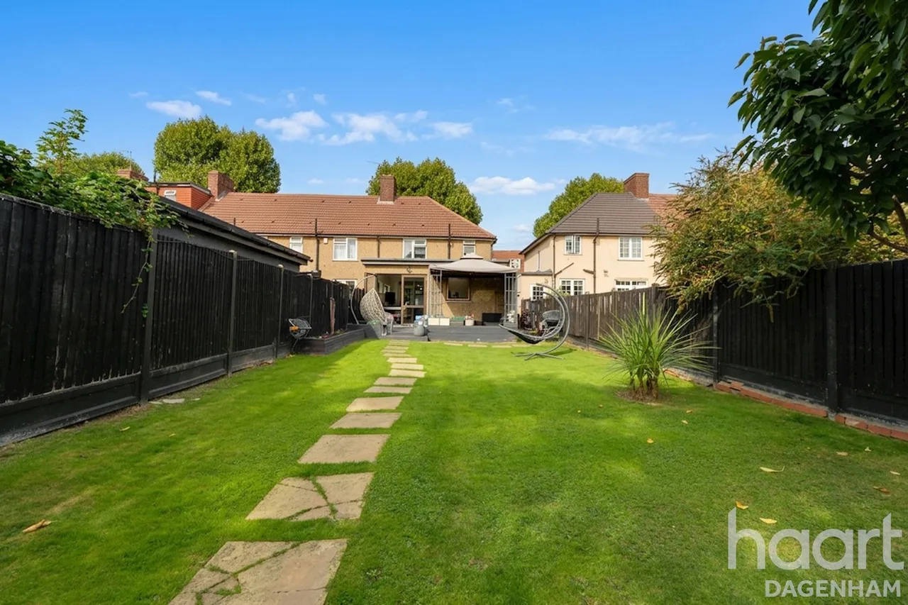 Oxlow Lane, Dagenham, RM9, photo 14