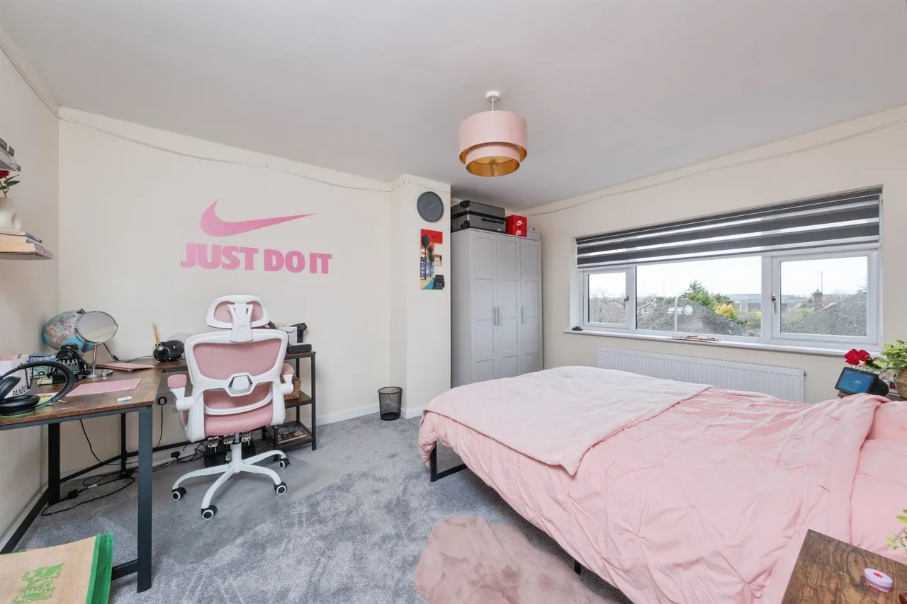 Highlands Road, Buckingham, MK18, photo 12