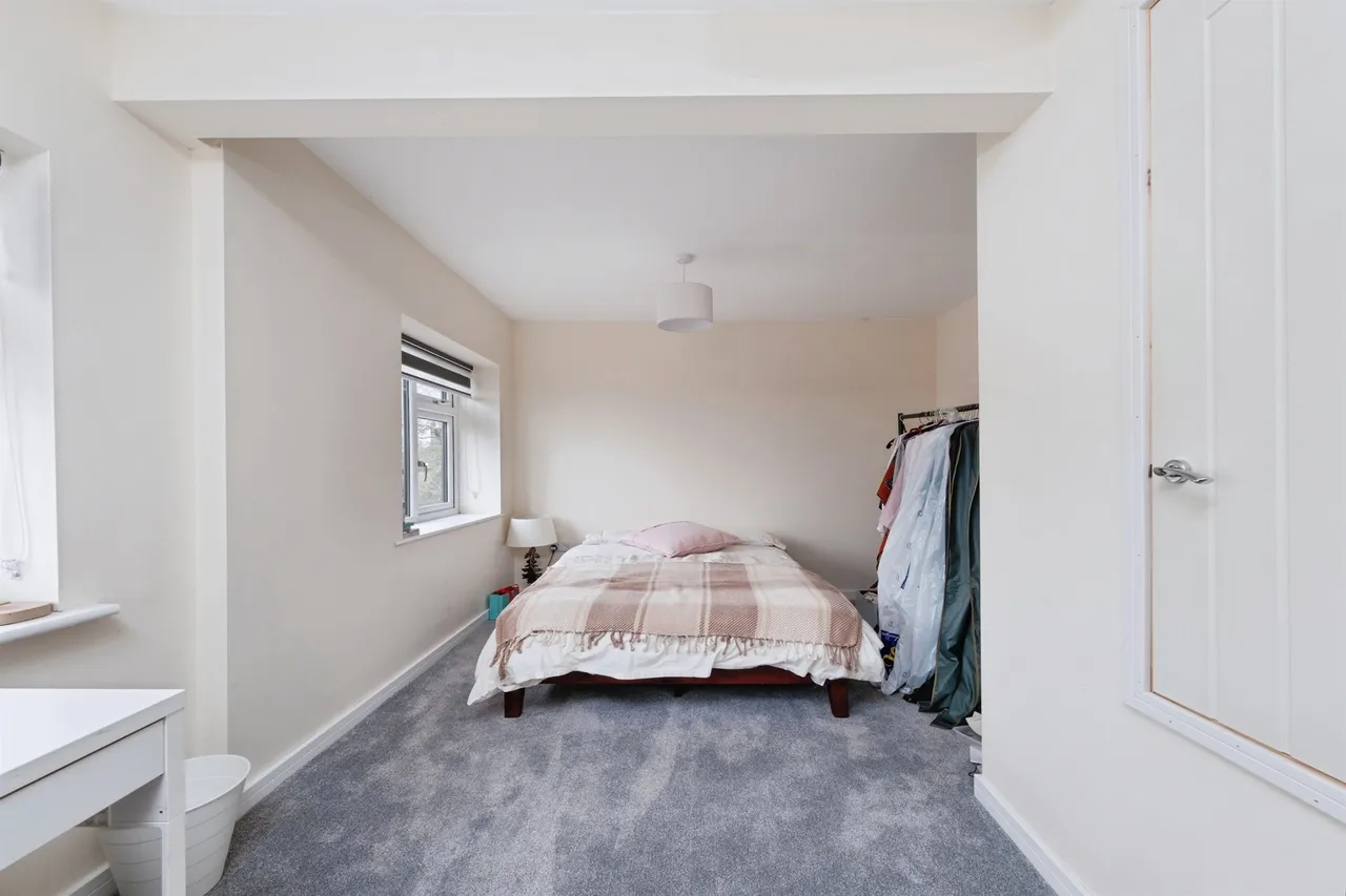 Highlands Road, Buckingham, MK18, photo 14