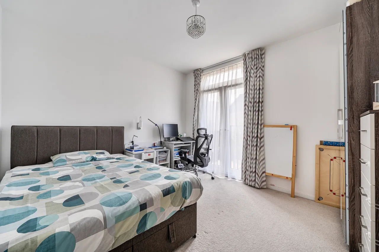 1 Helios Way, Barnet, photo 7