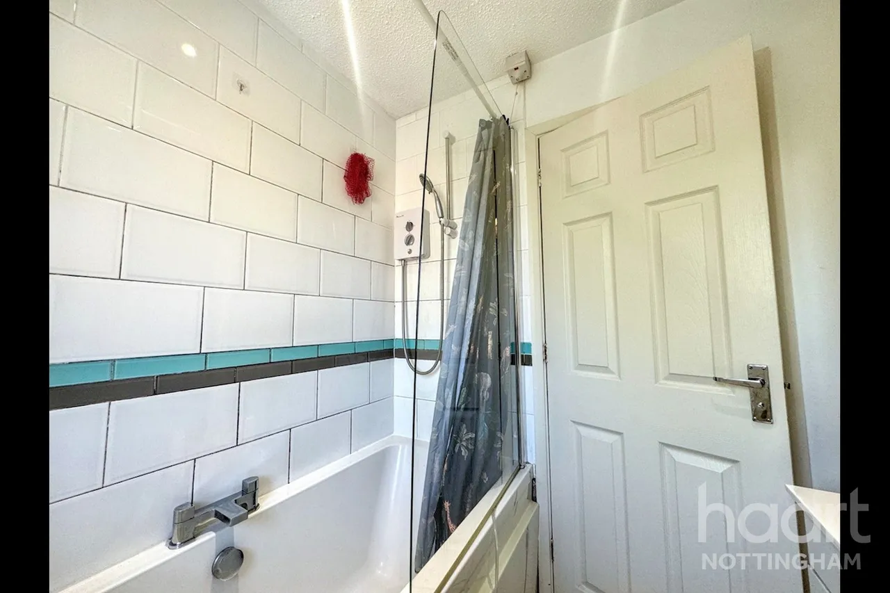 Ardmore Close, Nottingham, NG2, photo 8