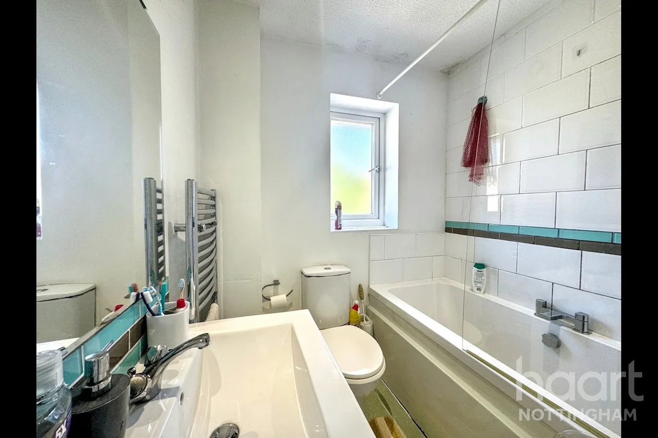 Ardmore Close, Nottingham, NG2, photo 9