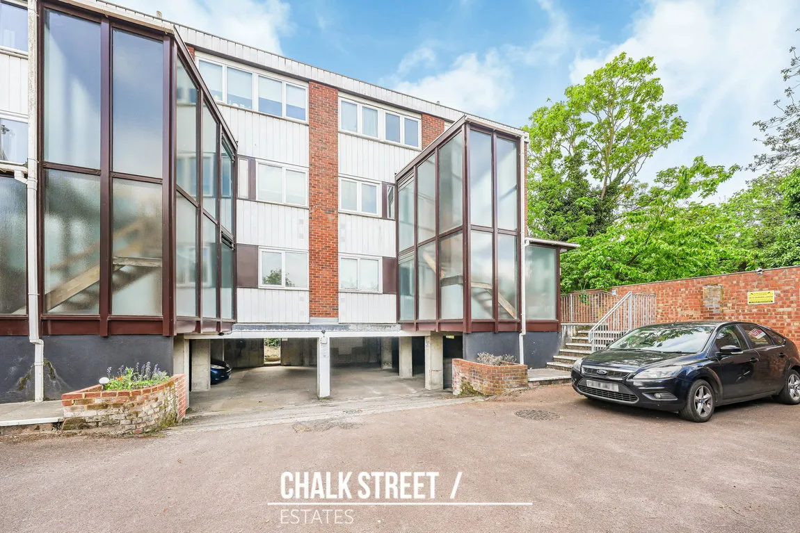 Menthone Place, Hornchurch, RM11 1BA, photo 18
