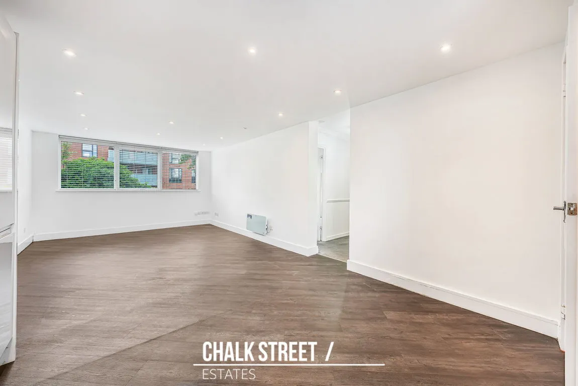 Menthone Place, Hornchurch, RM11 1BA, photo 7