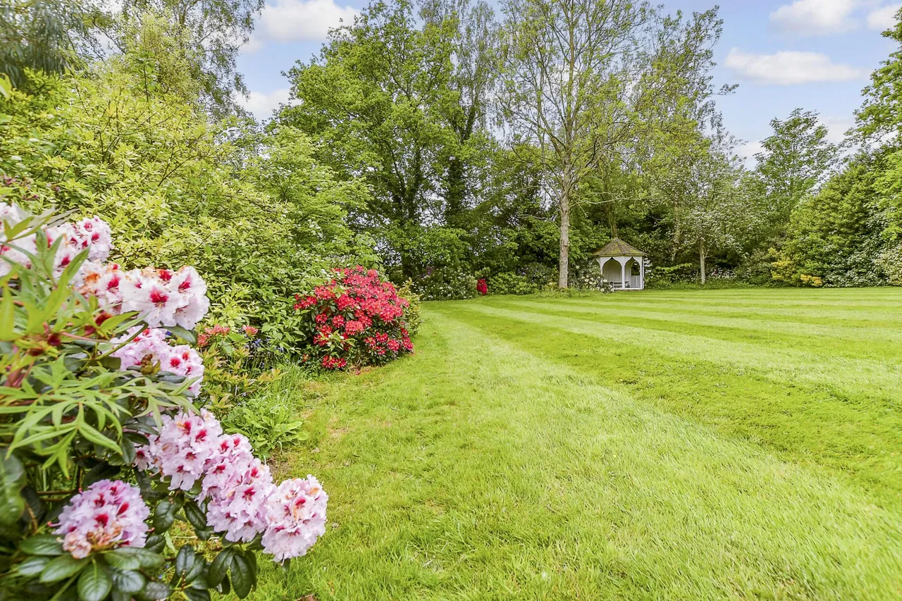 Swan Lane, Sellindge, TN25, photo 12