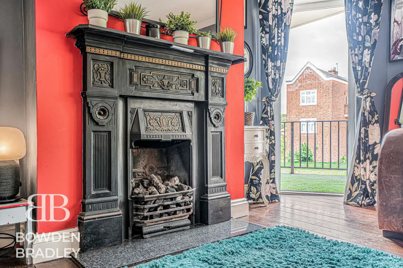 Hermitage Walk, South Woodford, E18, photo 6